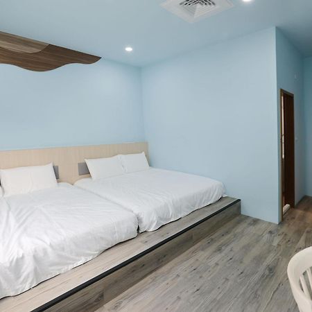 White Card Free Diving Hostel Xiaoliuqiu Exterior foto