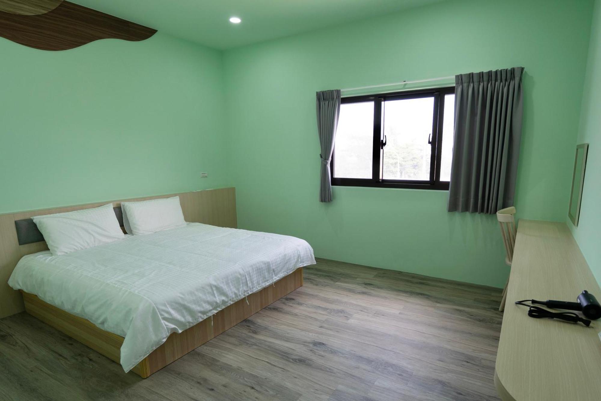 White Card Free Diving Hostel Xiaoliuqiu Exterior foto