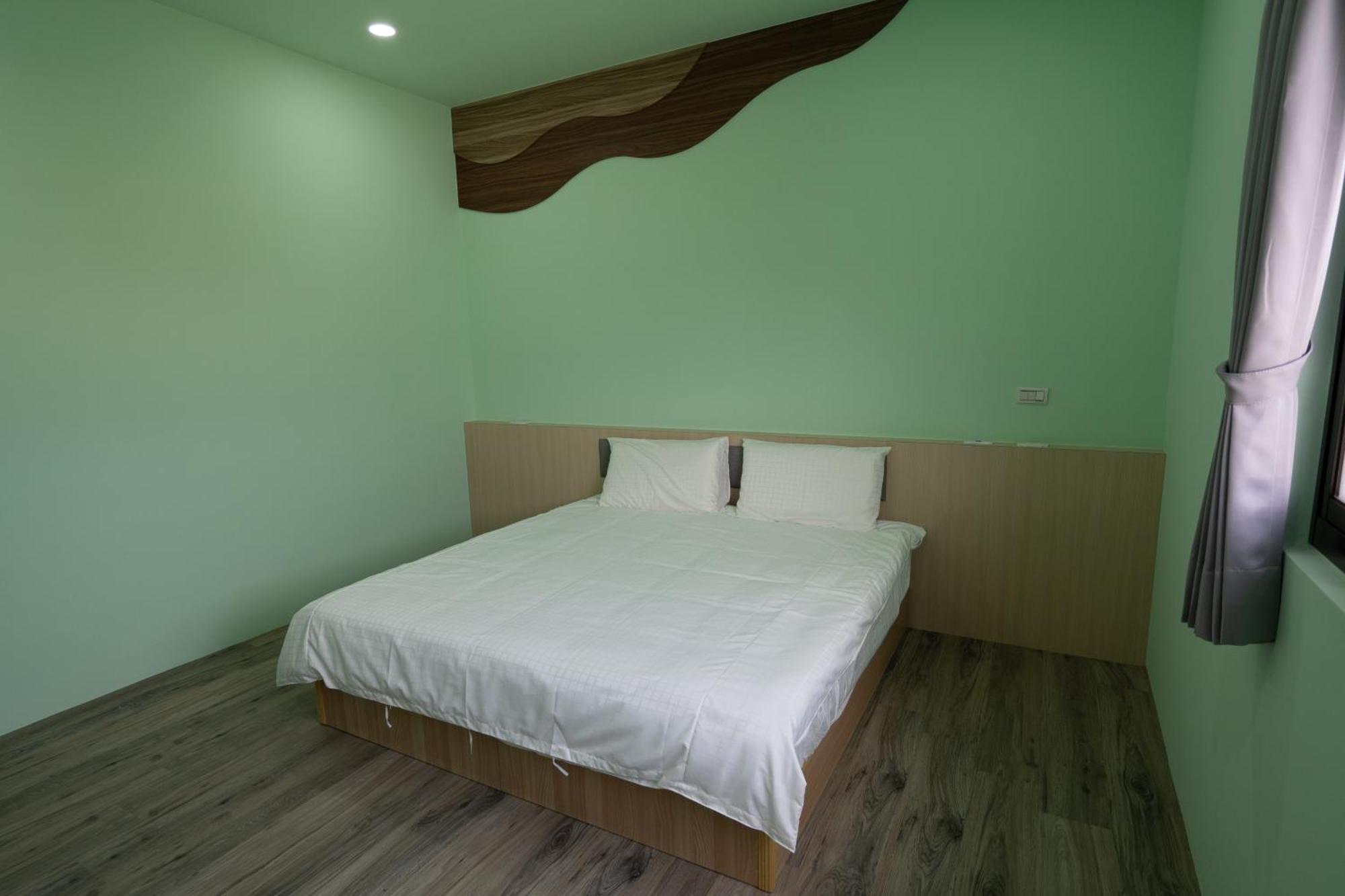 White Card Free Diving Hostel Xiaoliuqiu Exterior foto